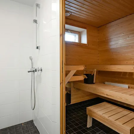 Spacious For 4 With Sauna Lägenhet